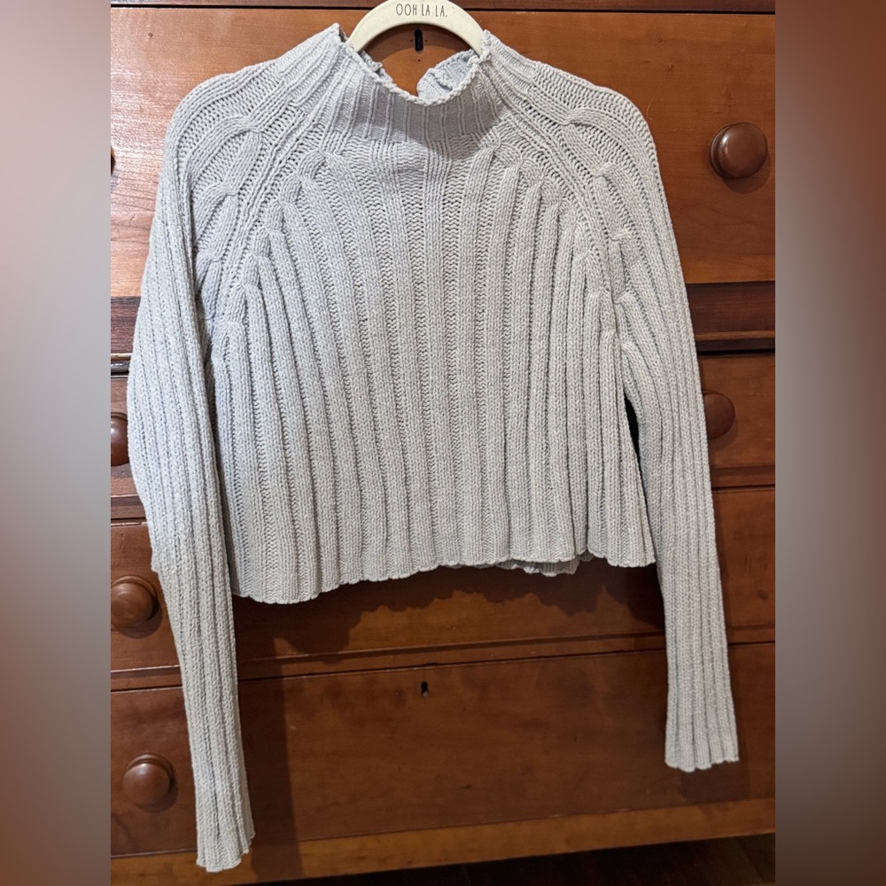 Love Tree Brand, crop top sweater